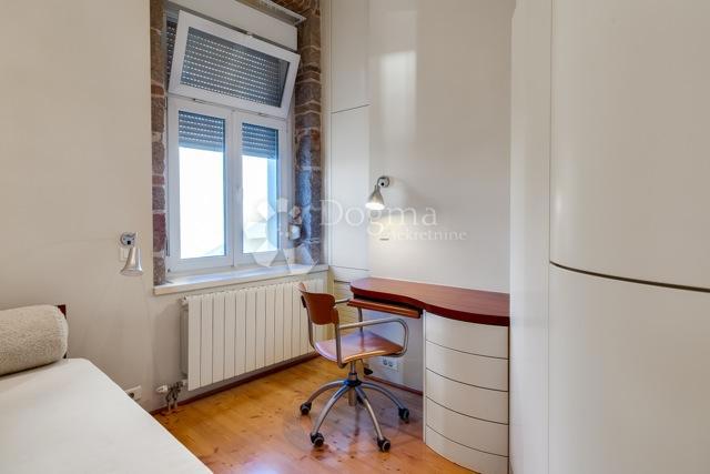 Allogio Branimirova Obala, Zadar, 94m2