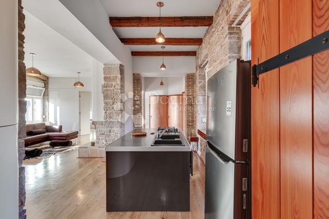 Allogio Branimirova Obala, Zadar, 94m2