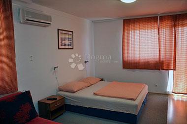 Casa Brodsko Vinogorje, Slavonski Brod, 872m2