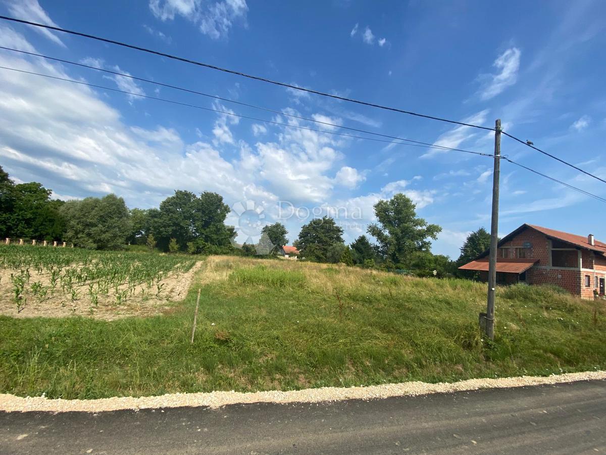 Terreno edificabile Caginec, Ivanić-Grad - Okolica, 1.678m2