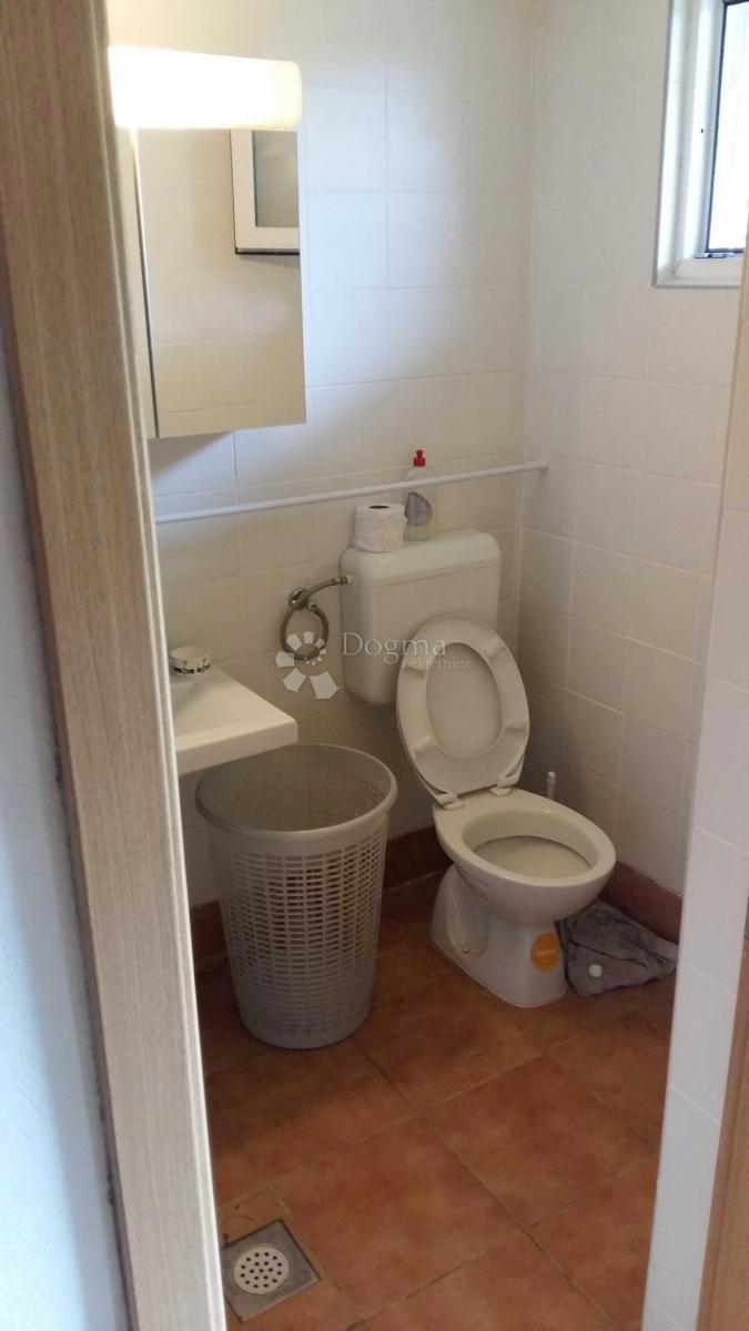 Casa Zmajevac, Kneževi Vinogradi, 150m2