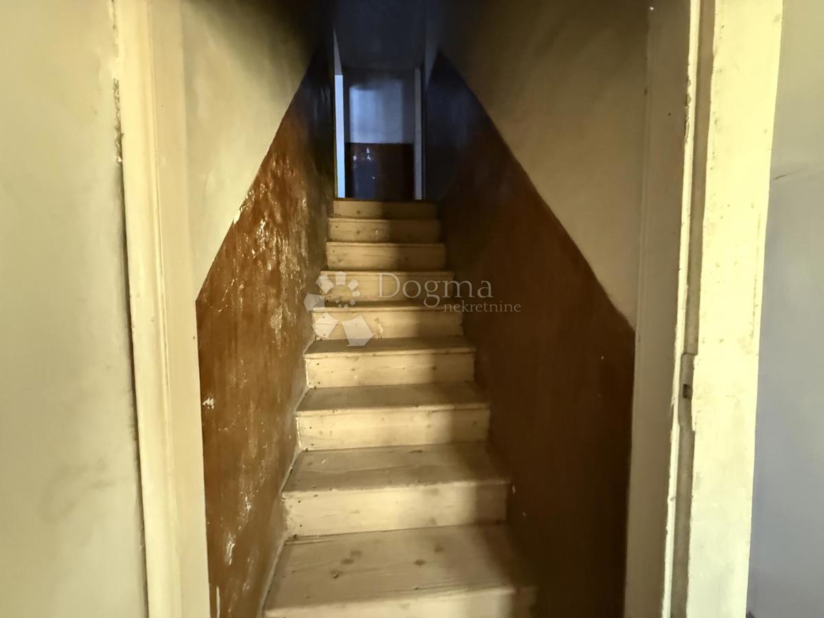 Allogio Hreljići, Marčana, 316m2