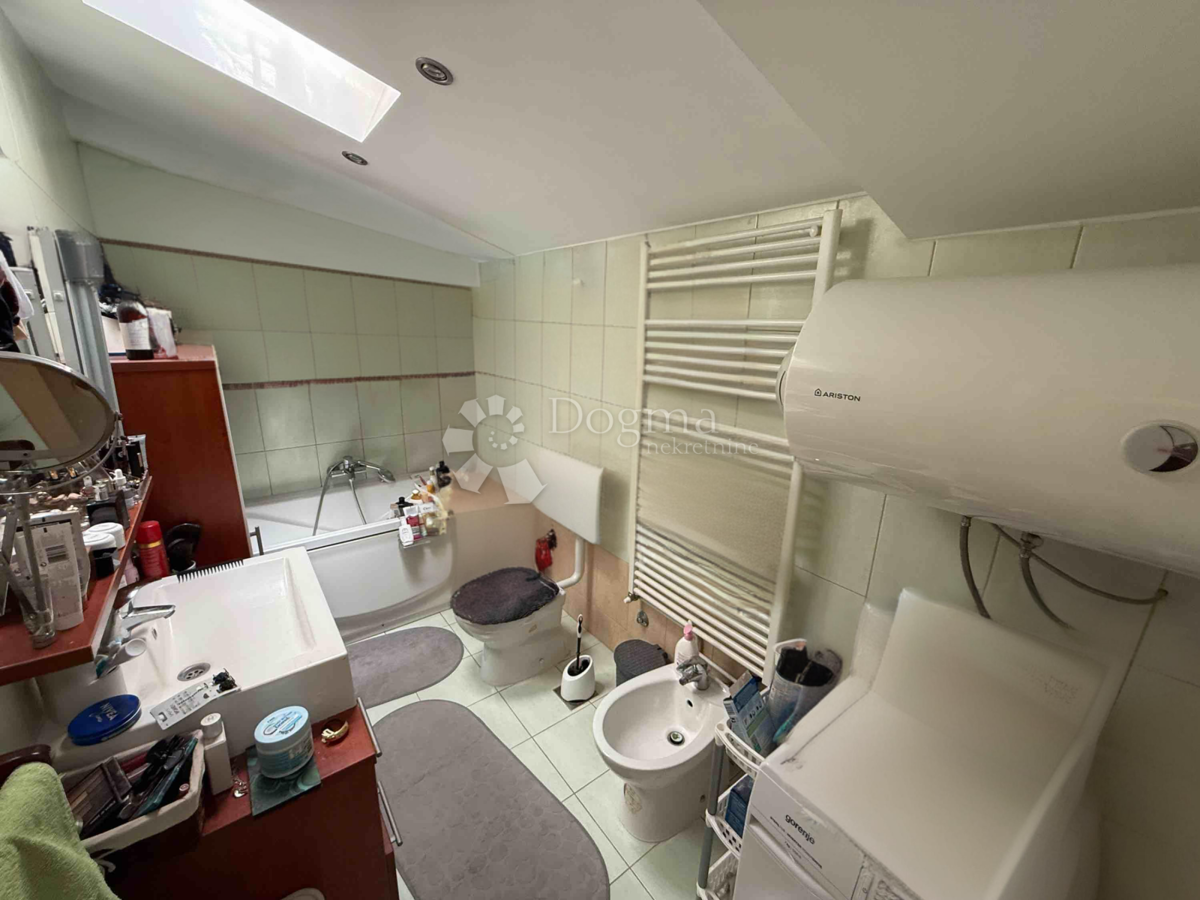 Allogio Hreljići, Marčana, 316m2