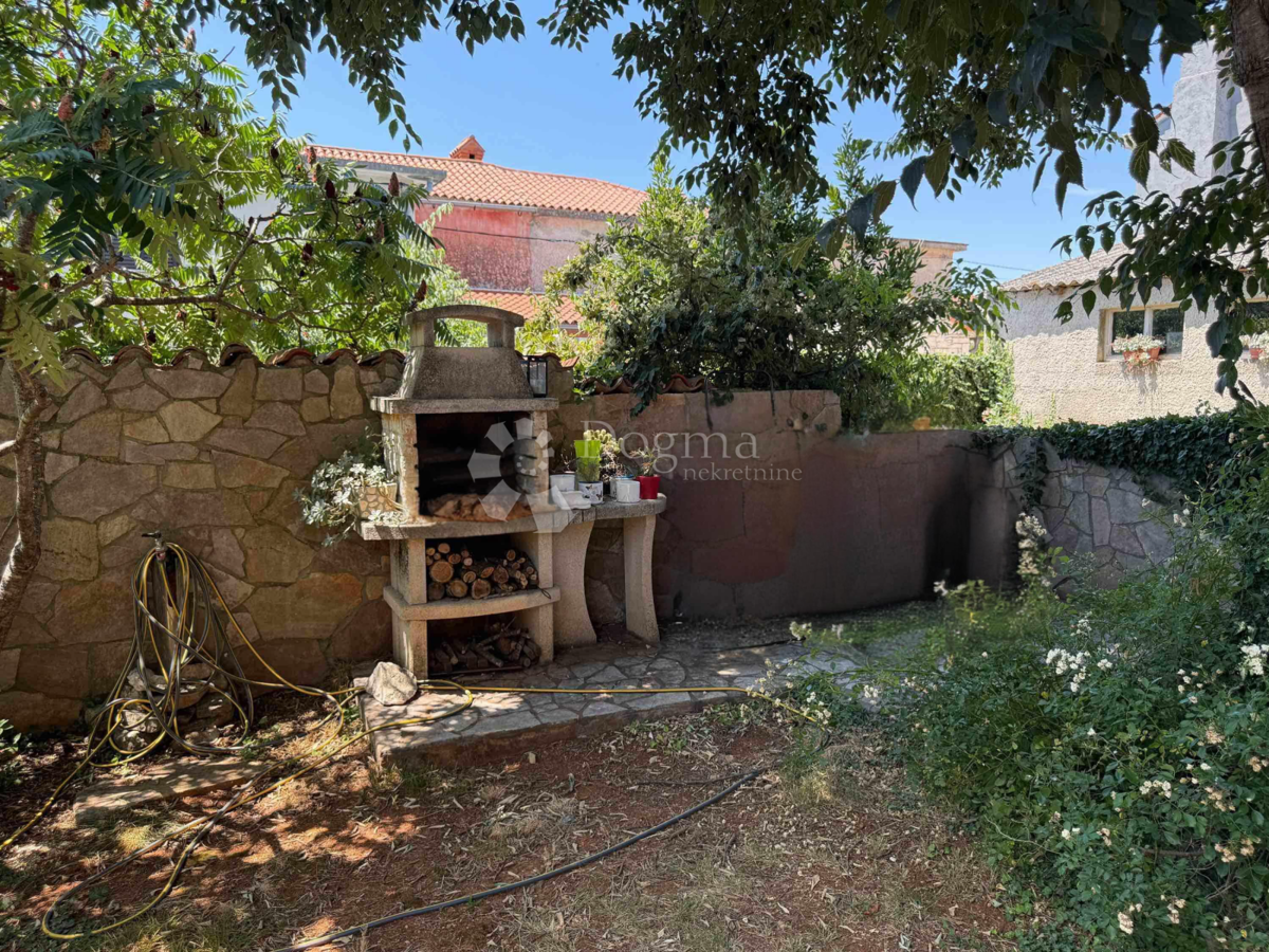 Allogio Hreljići, Marčana, 316m2