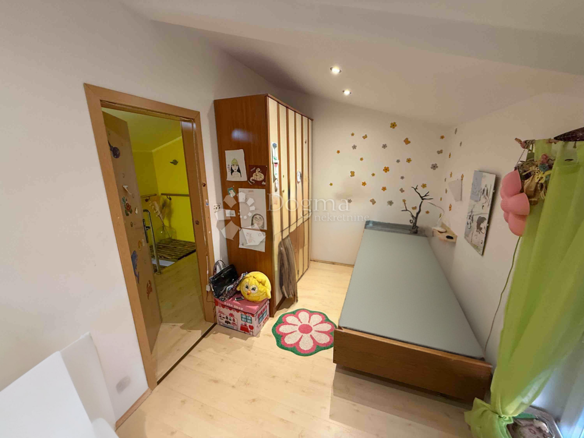 Allogio Hreljići, Marčana, 316m2