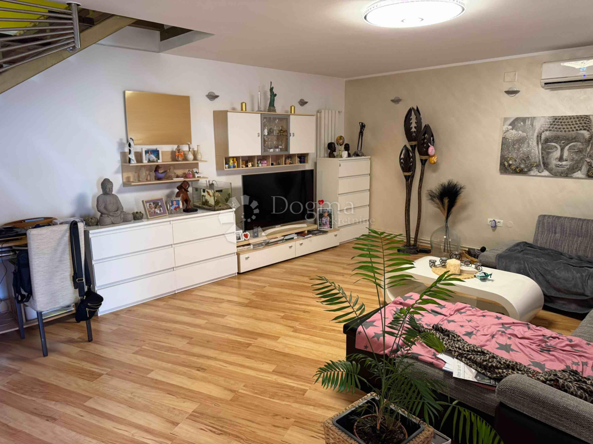 Allogio Hreljići, Marčana, 316m2