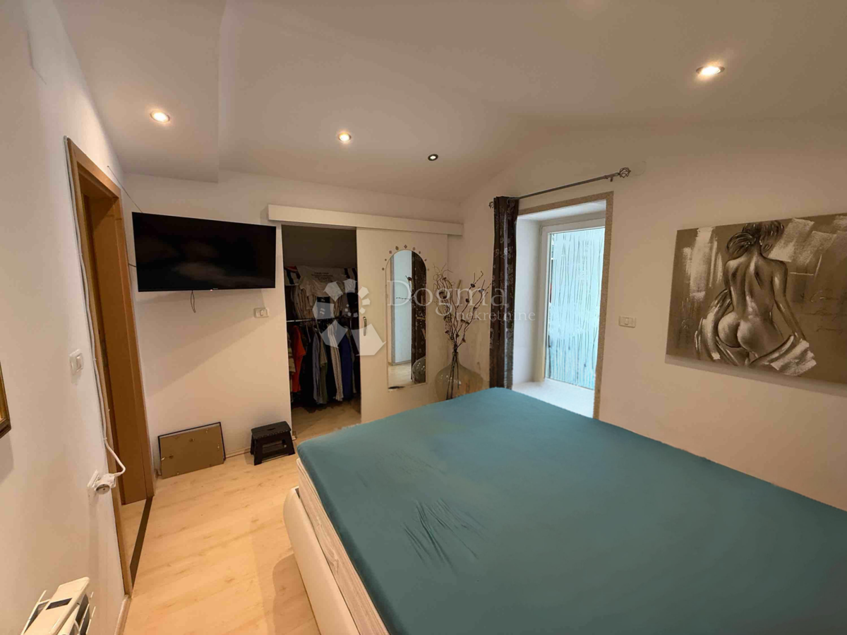 Allogio Hreljići, Marčana, 316m2