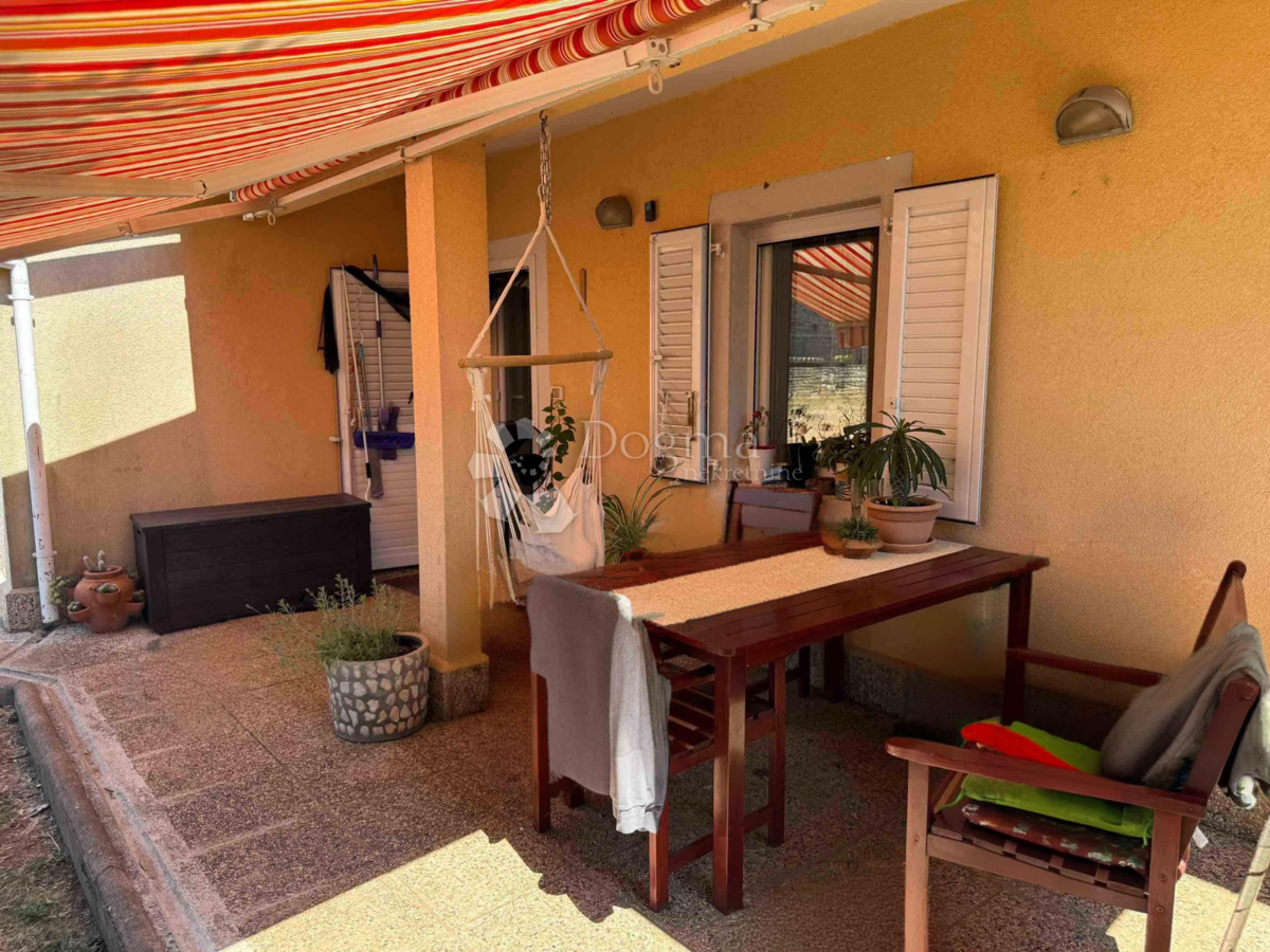 Allogio Hreljići, Marčana, 316m2