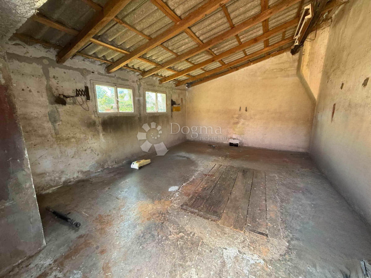 Allogio Hreljići, Marčana, 316m2