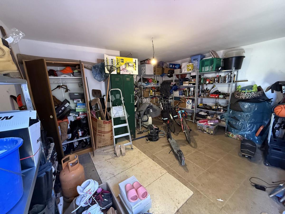 Allogio Hreljići, Marčana, 316m2