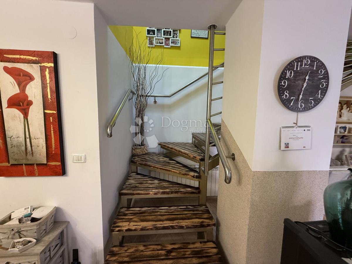 Allogio Hreljići, Marčana, 316m2