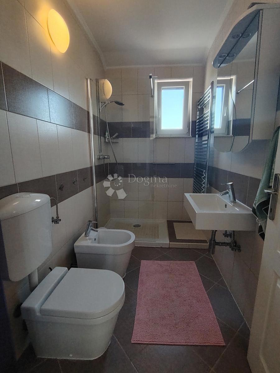 Appartamento Novigrad, 122,39m2