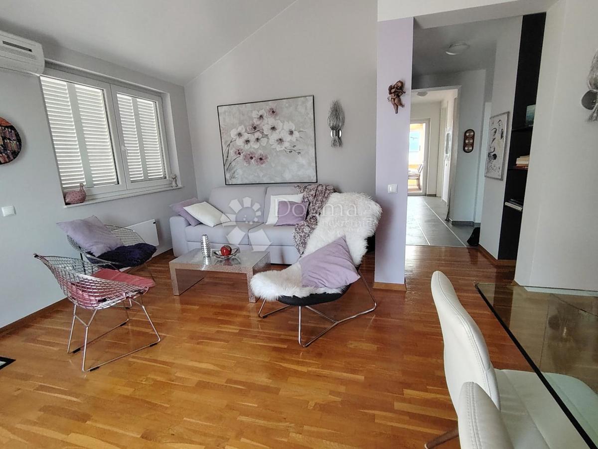 Appartamento Novigrad, 122,39m2