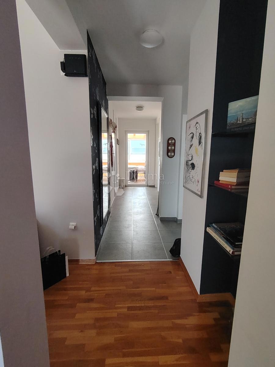 Appartamento Novigrad, 122,39m2