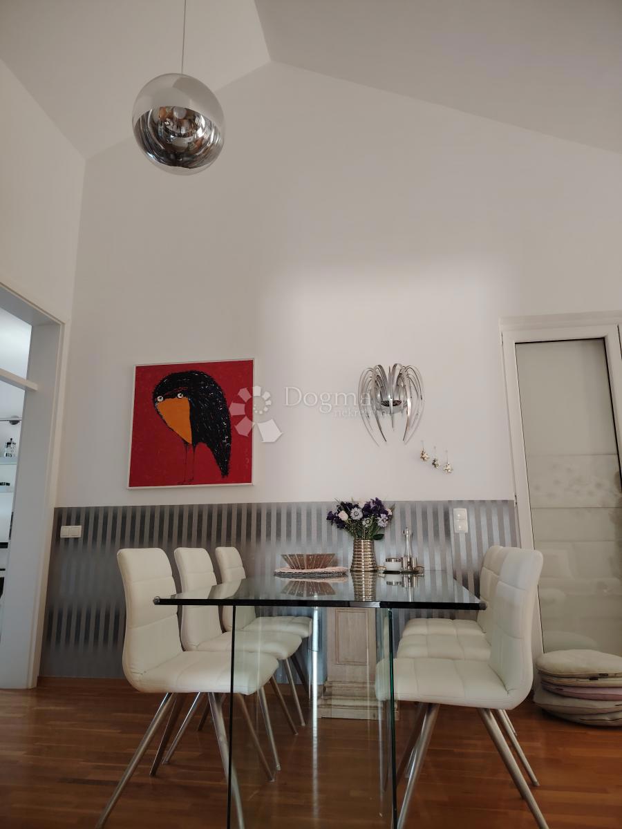 Appartamento Novigrad, 122,39m2