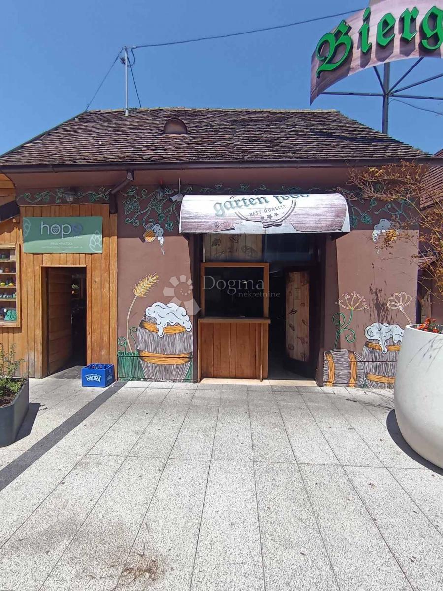 Locale commerciale Centar, Slavonski Brod, 135m2