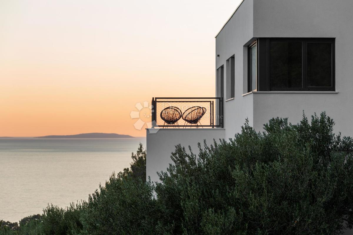 Casa Jesenice, Dugi Rat, 213m2