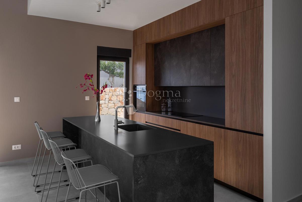 Casa Jesenice, Dugi Rat, 213m2