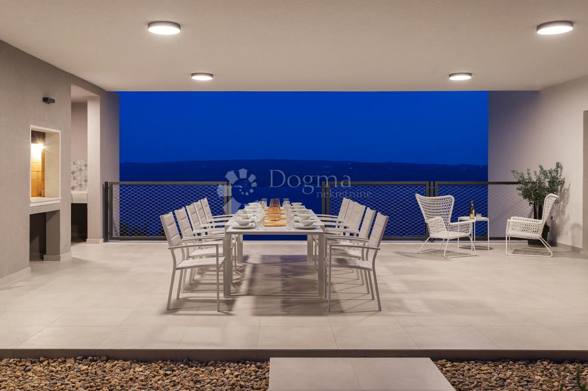 Casa Jesenice, Dugi Rat, 213m2