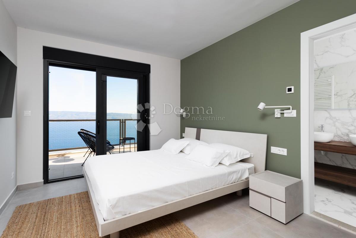 Casa Jesenice, Dugi Rat, 213m2