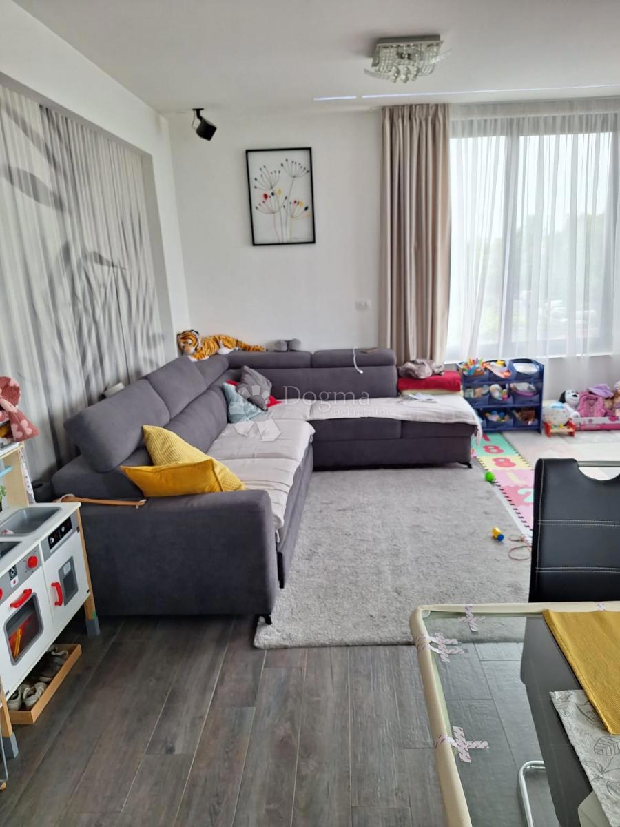Allogio Vrhovec, Črnomerec, 82,65m2