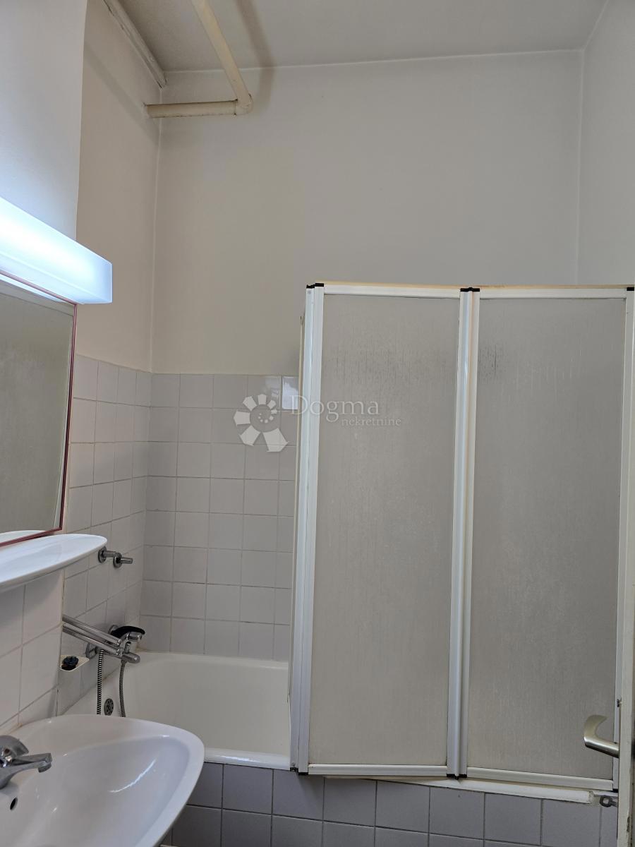 Allogio Centar, Varaždin, 82m2