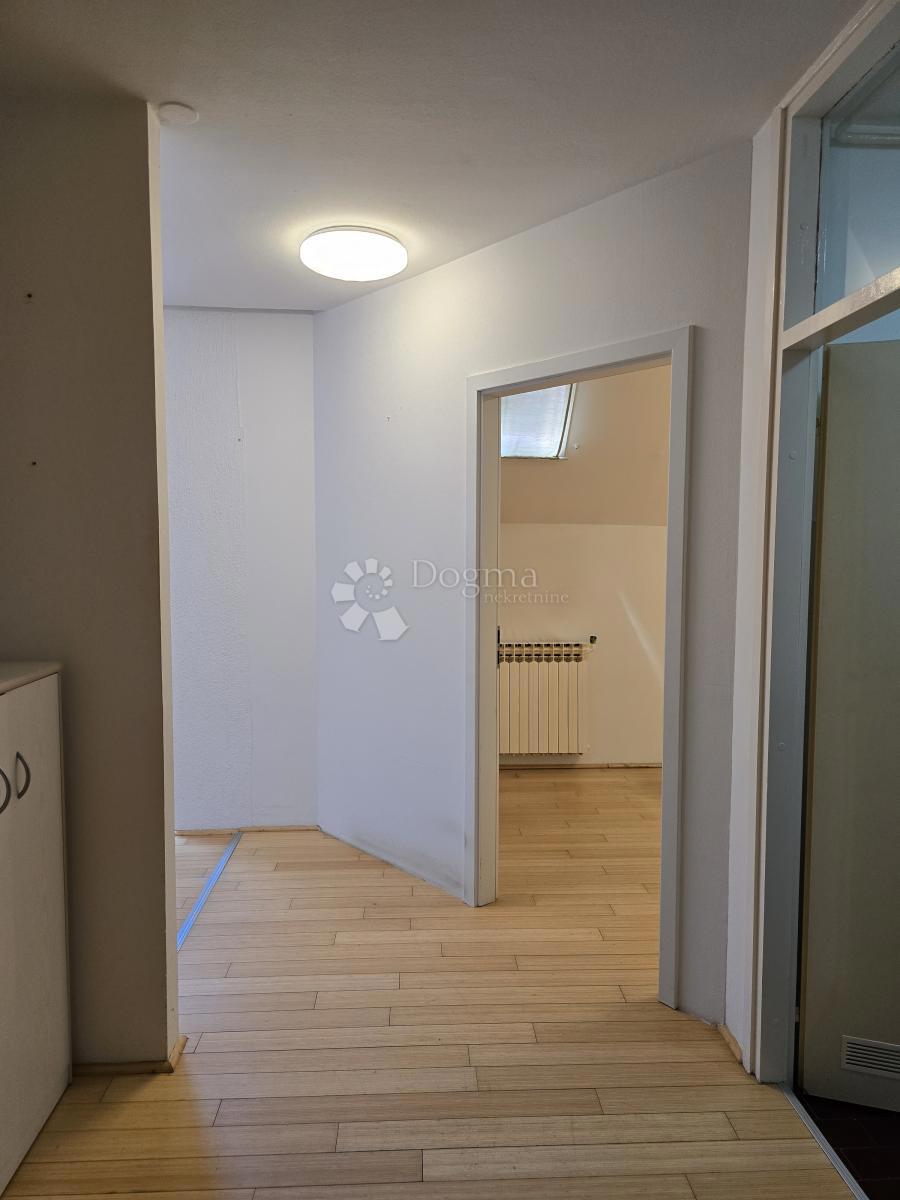Allogio Centar, Varaždin, 82m2