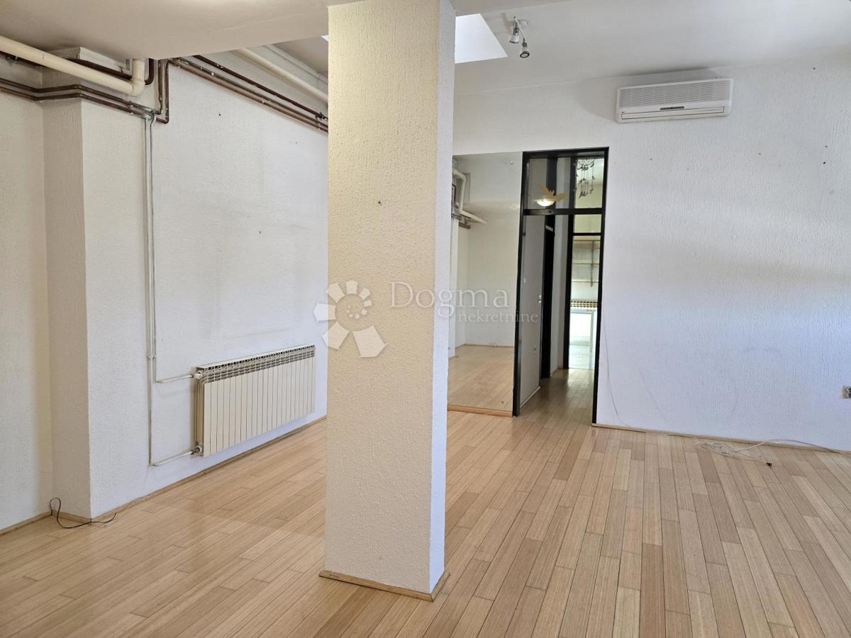 Allogio Centar, Varaždin, 82m2
