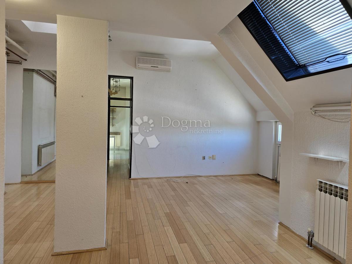 Allogio Centar, Varaždin, 82m2