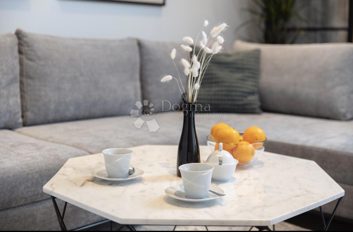 Allogio Centar, Rijeka, 156m2