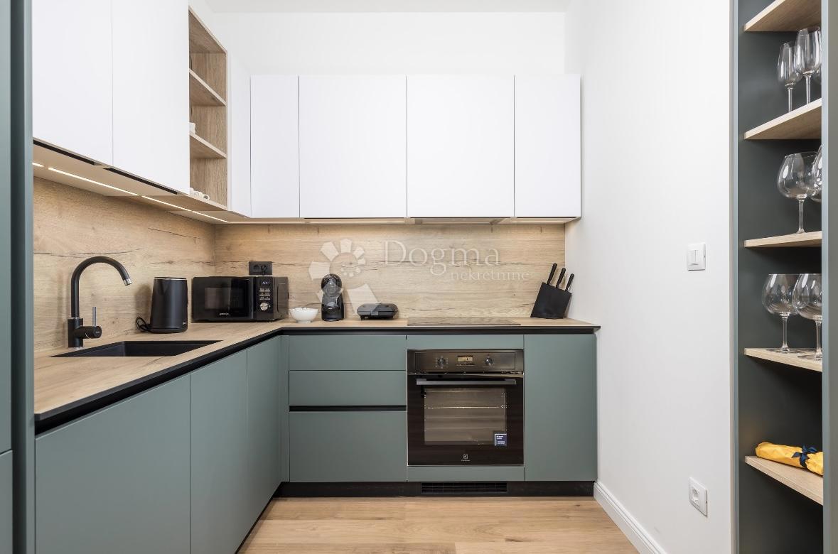 Allogio Centar, Rijeka, 156m2