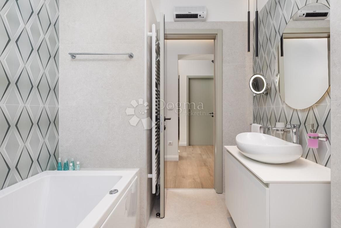 Allogio Centar, Rijeka, 156m2