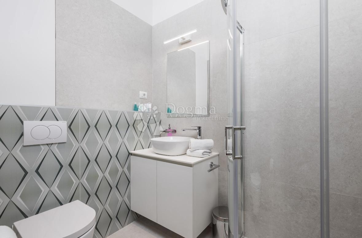 Allogio Centar, Rijeka, 156m2