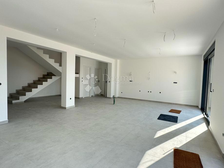 Villa di lusso in costruzione VISTA MARE Cittanova!!!