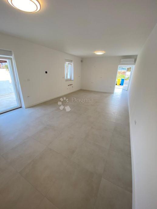 Allogio Brodarica, Šibenik - Okolica, 83,74m2