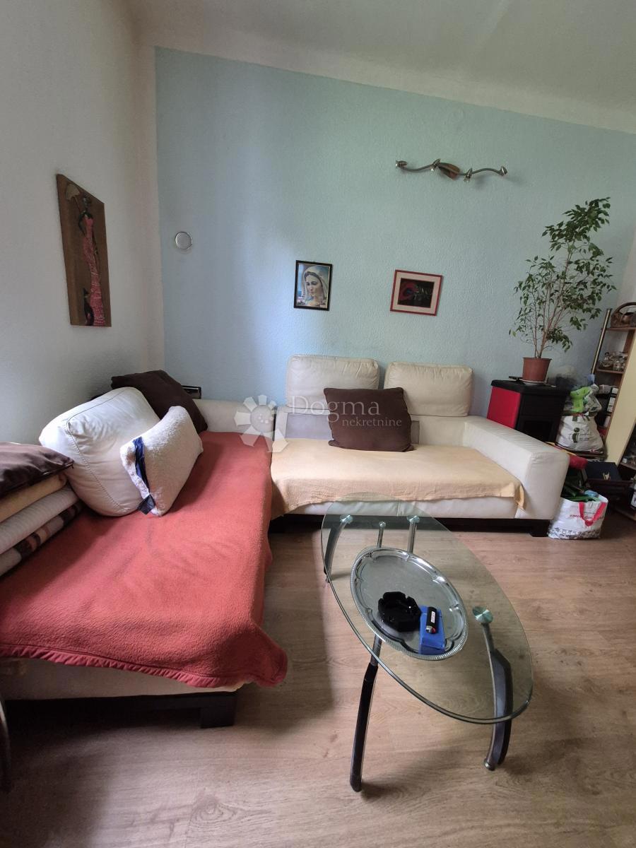 Allogio Belveder, Rijeka, 4.720m2