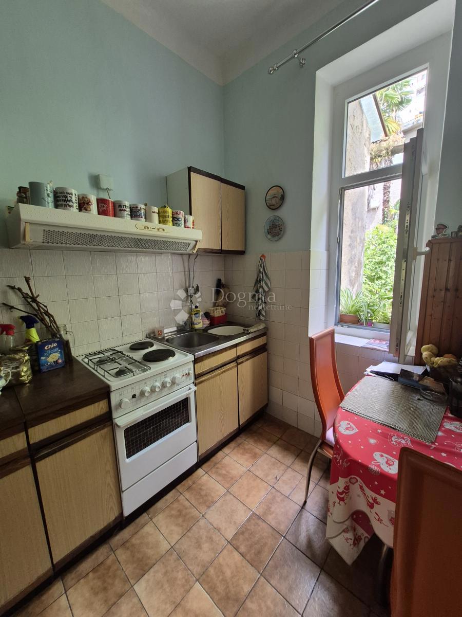 Allogio Belveder, Rijeka, 4.720m2