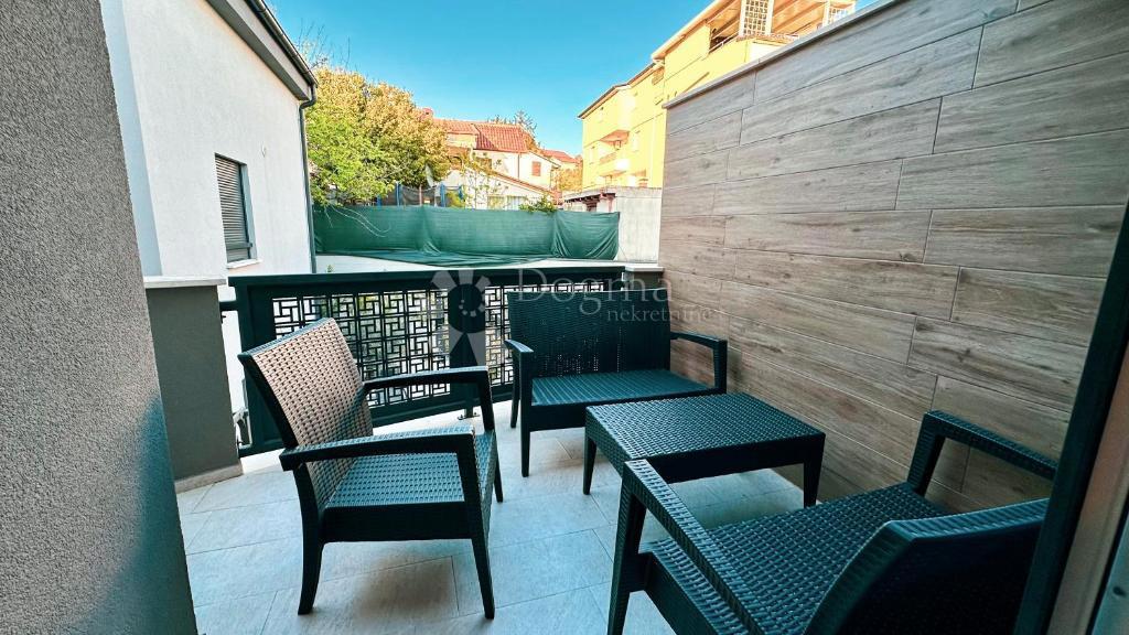 3 appartamenti a Pješćana uvala