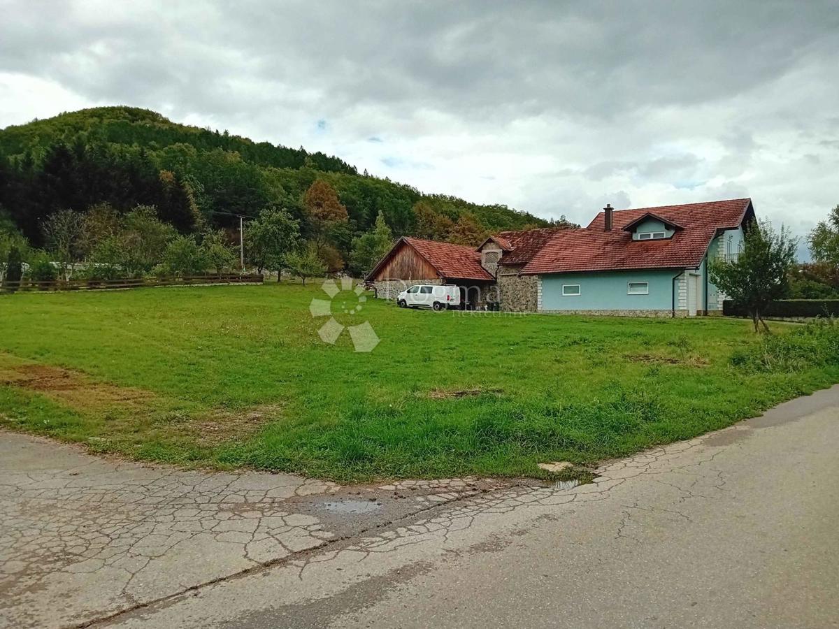 Terreno edificabile Prozor, Otočac, 2.003m2