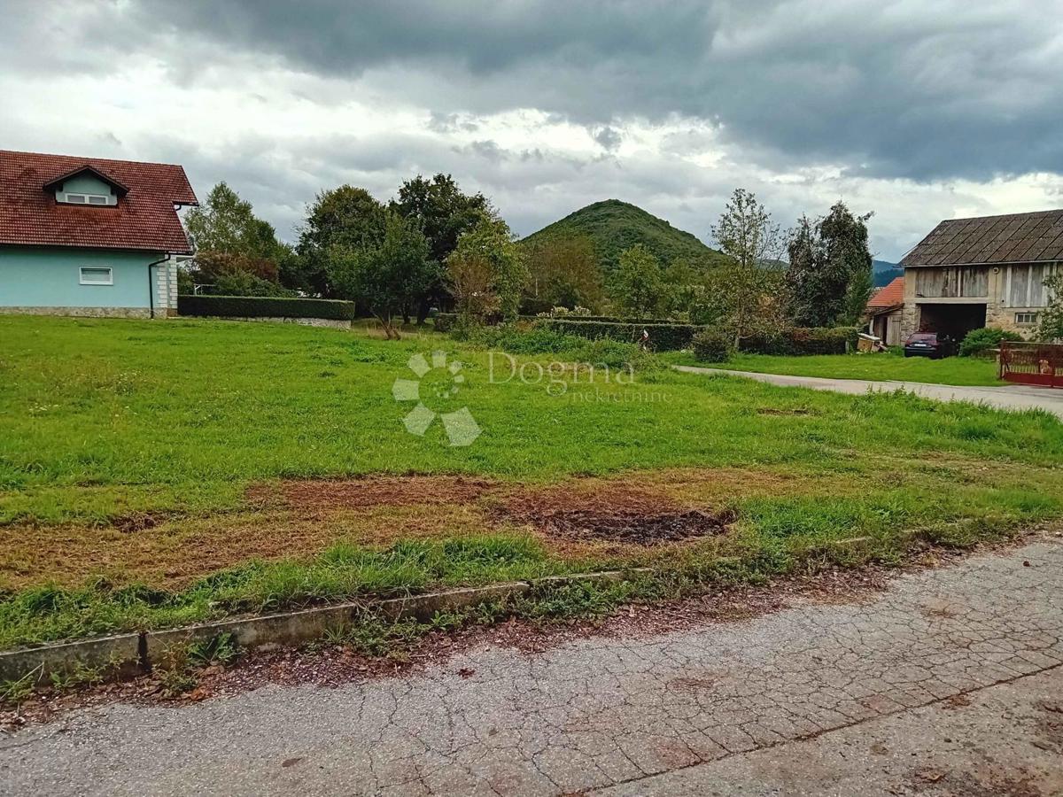 Terreno edificabile Prozor, Otočac, 2.003m2