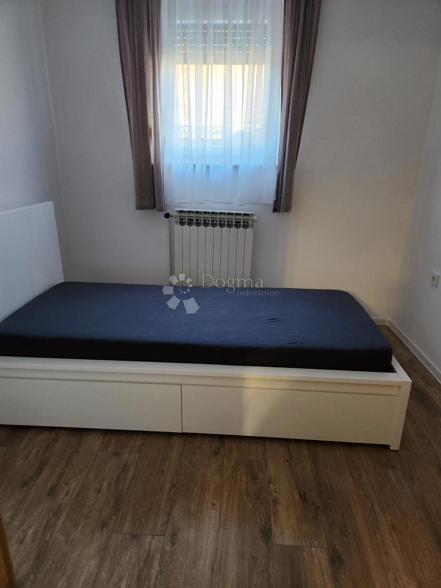 Casa Centar Ivanić-Grad, Ivanić-Grad, 66m2