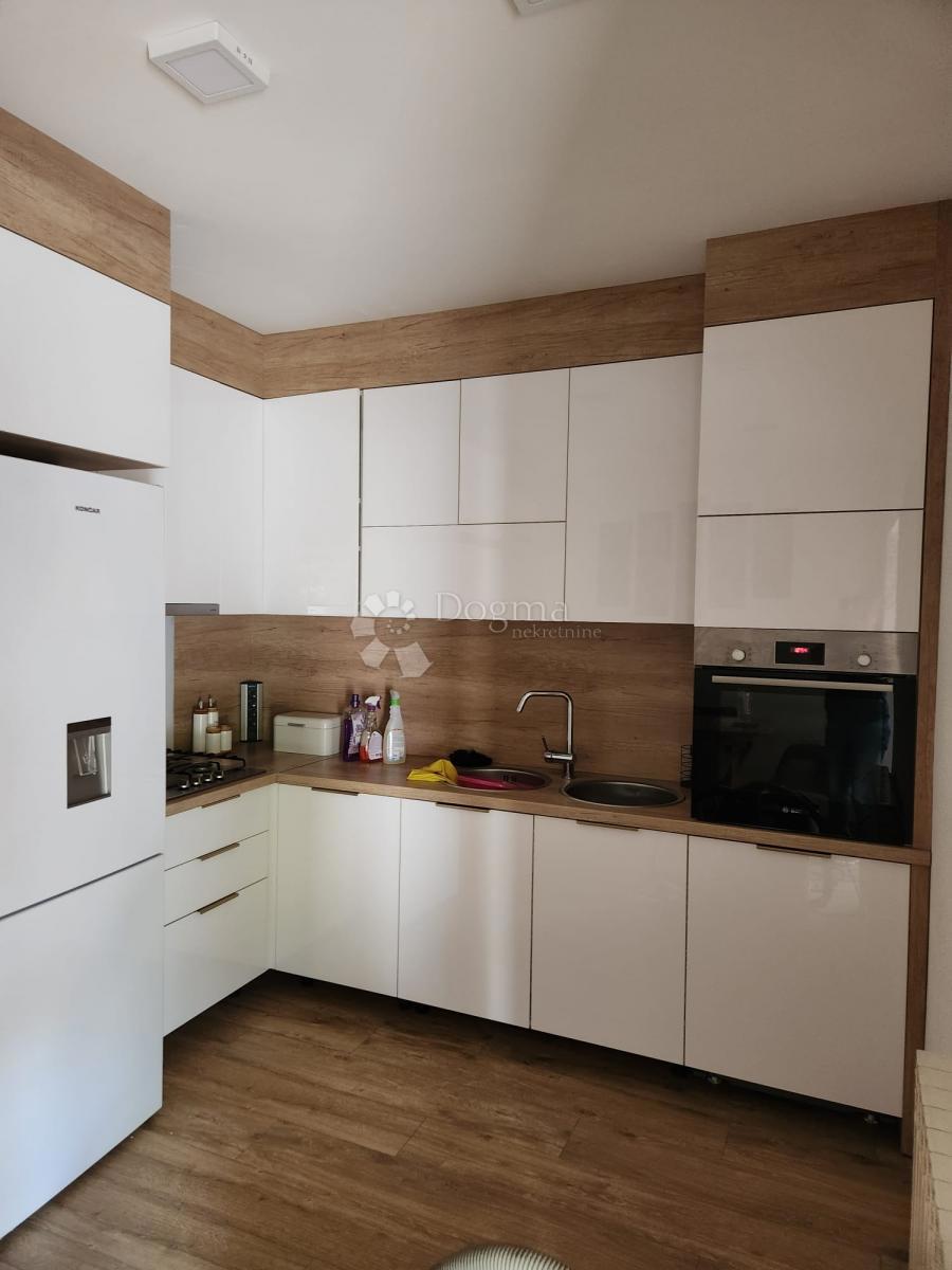 Casa Centar Ivanić-Grad, Ivanić-Grad, 66m2