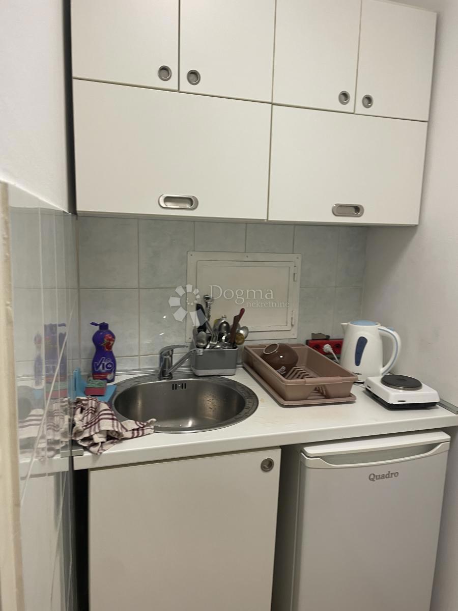 Locale commerciale Krnjevo, Rijeka, 88m2
