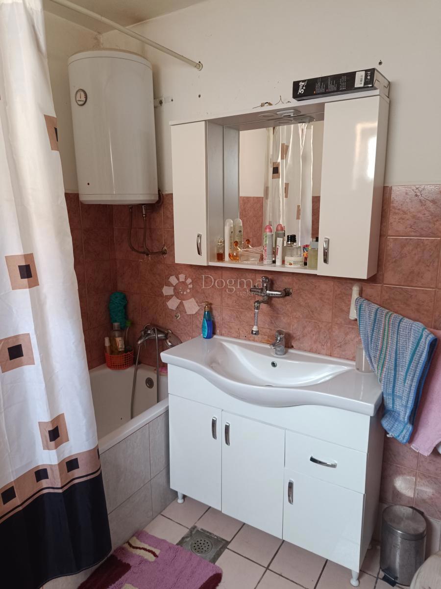 Casa Aljmaš, Erdut, 415m2