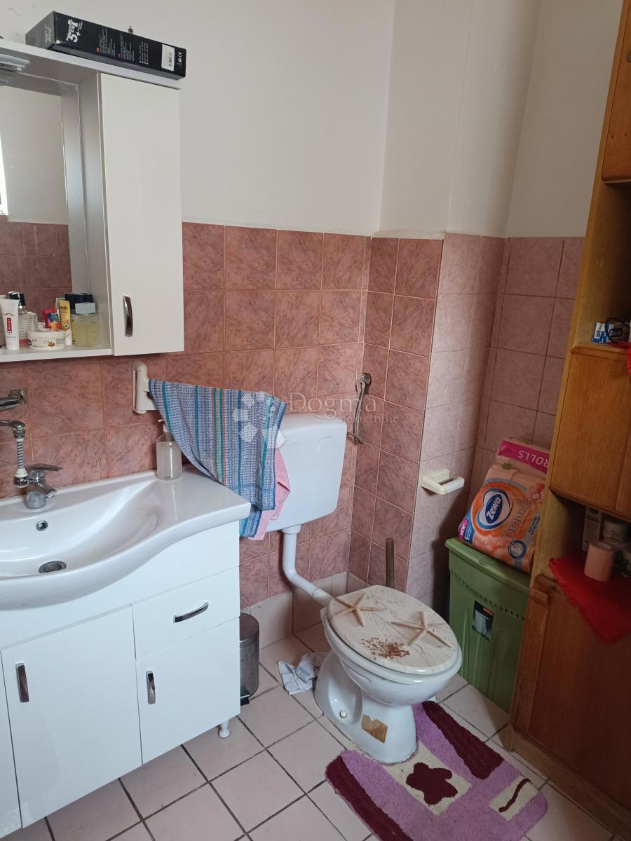 Casa Aljmaš, Erdut, 415m2