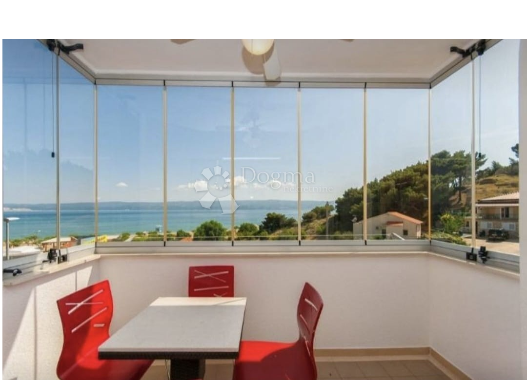 Duće, Dugi Rat – 49 m², 3° piano, parcheggio, vista mare