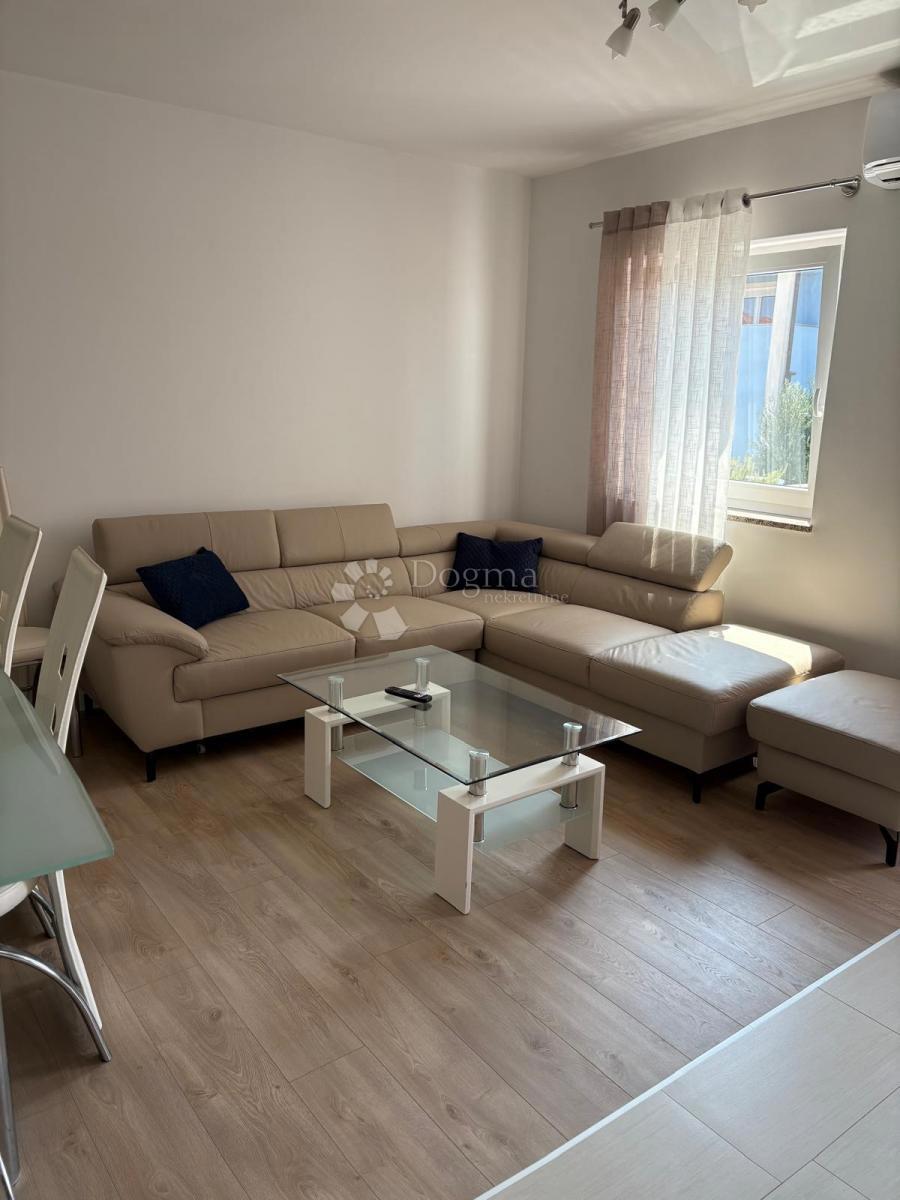 Allogio Peroj, Vodnjan, 60m2