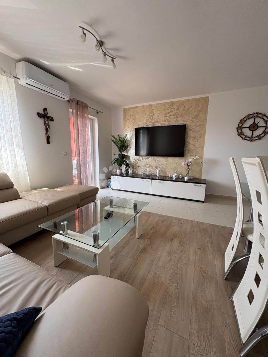 Allogio Peroj, Vodnjan, 60m2