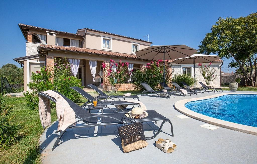 Casa Divšići, Marčana, 220m2