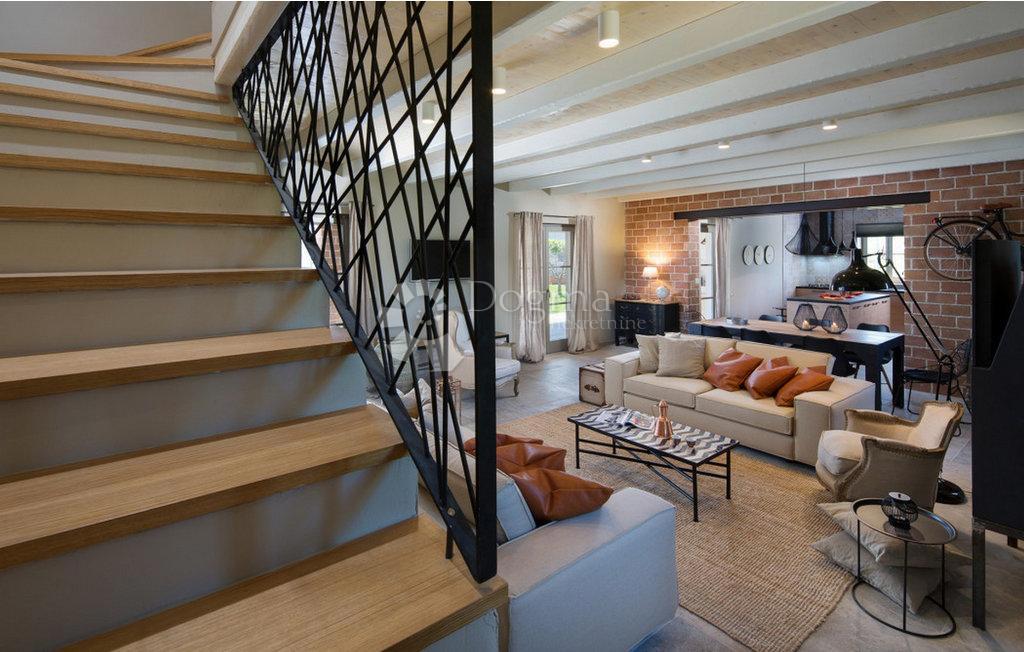 Casa Divšići, Marčana, 220m2